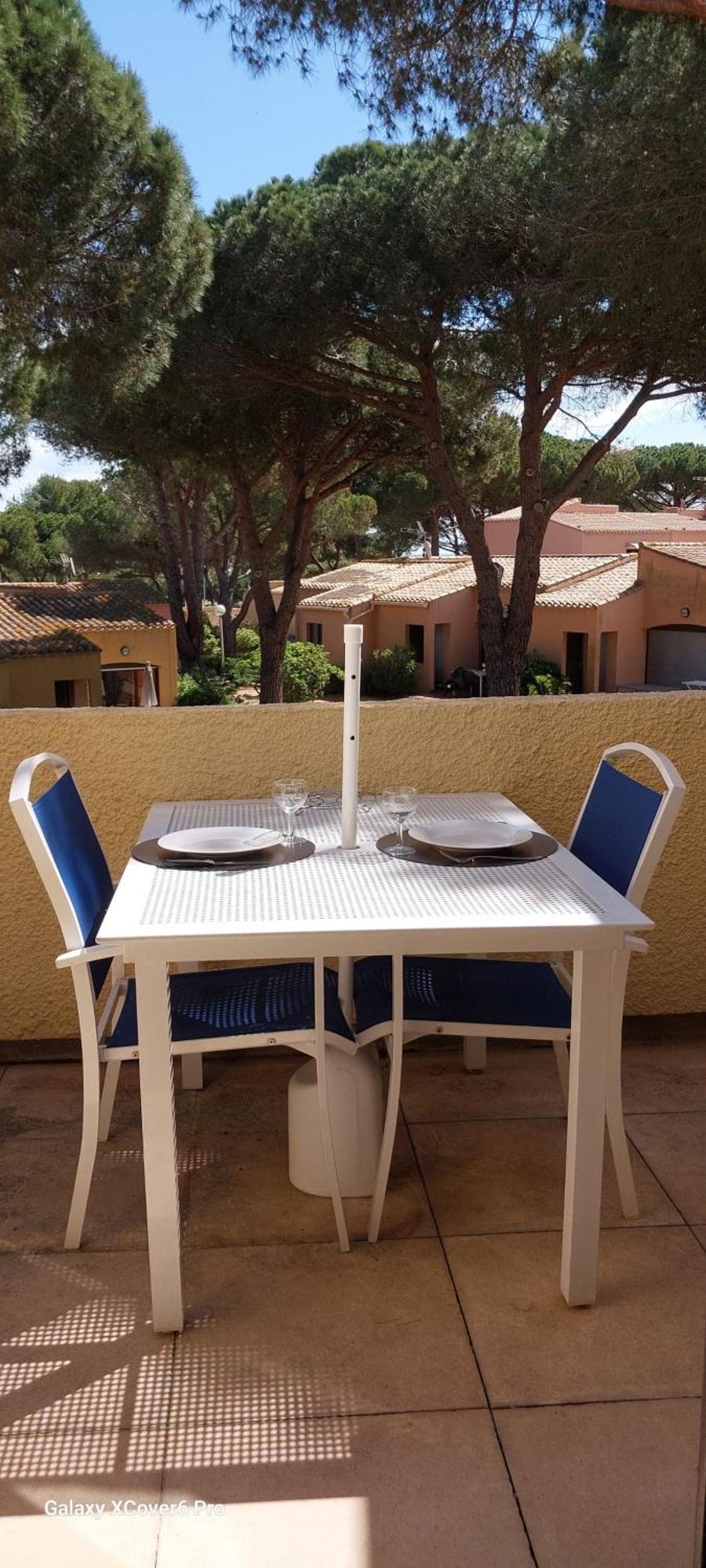 Studio Renove Dans Residence De Vacances Avec Grande Piscine Chauffee, Parking Et Terrasse Agde Eksteriør billede